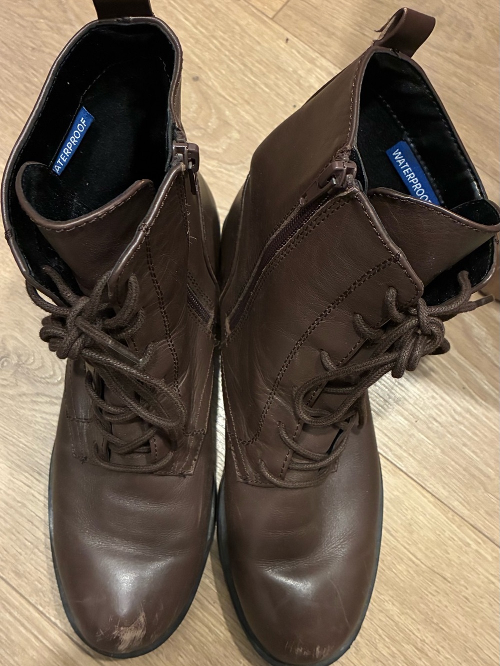 Women’s Aldo Waterproof Brown Lace-Up Boots Size 8